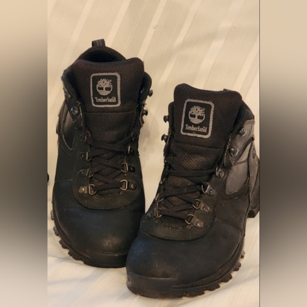 Men's Timberland Water Proof Winter Boots Size: US 10.5, Black